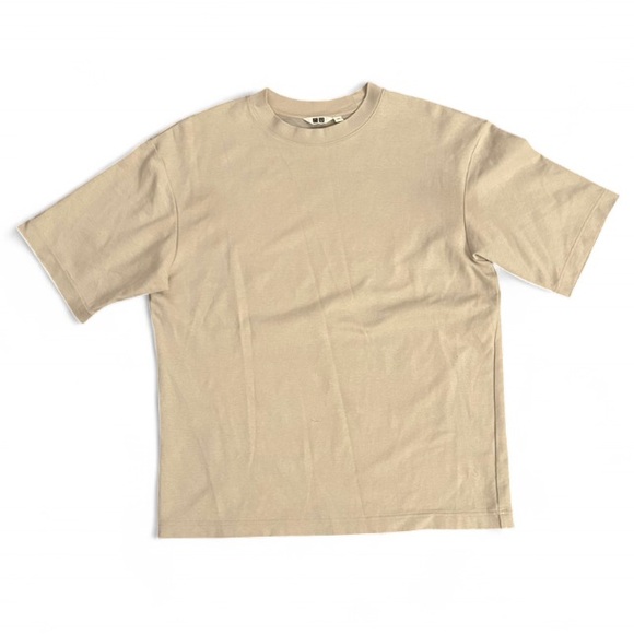 Uniqlo Tops - Uniqlo Beige Short Sleeve Tee